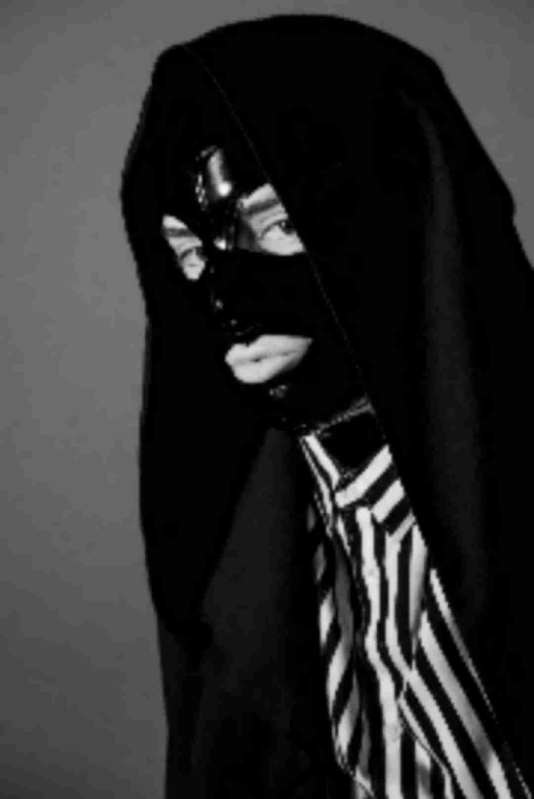 Sinner Vision, posing for a photo taken by Sinner Vision